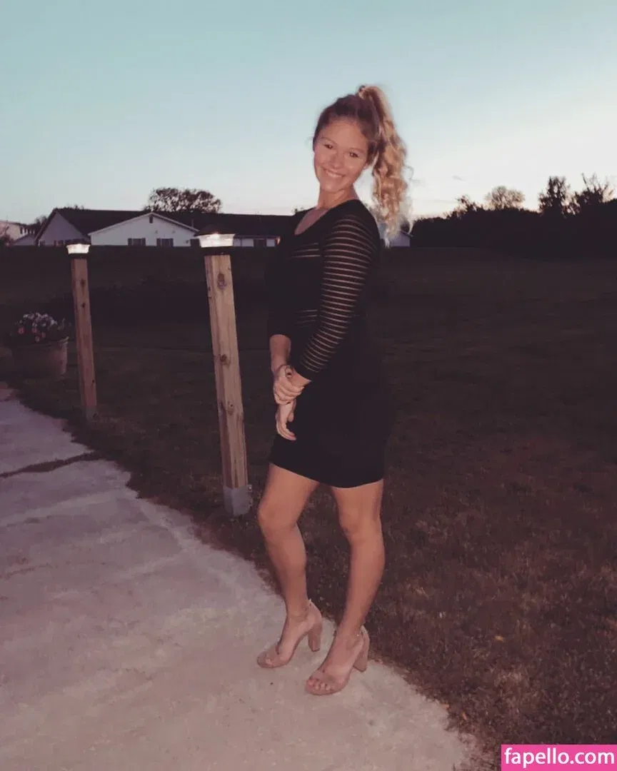 taylormarieig Onlyfans Photo Gallery 