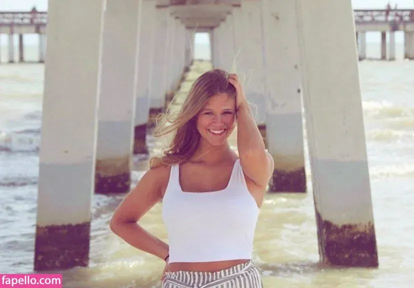 taylormarieig Onlyfans Photo Gallery 