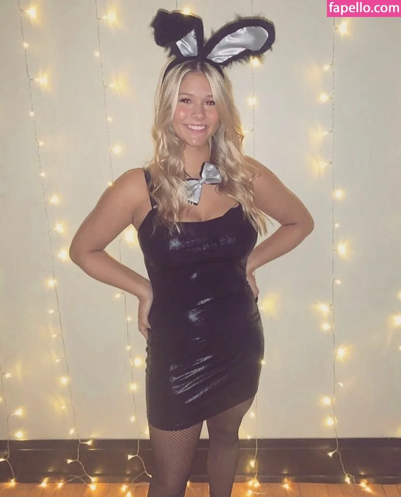 taylormarieig Onlyfans Photo Gallery 