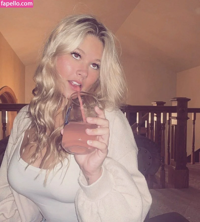 taylormarieig Onlyfans Photo Gallery 