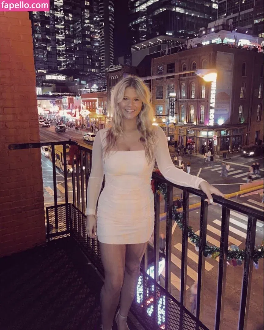 taylormarieig Onlyfans Photo Gallery 