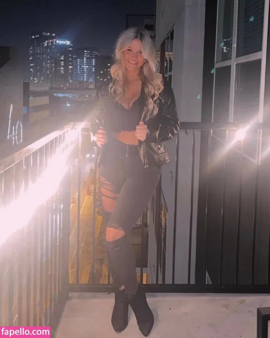 taylormarieig Onlyfans Photo Gallery 