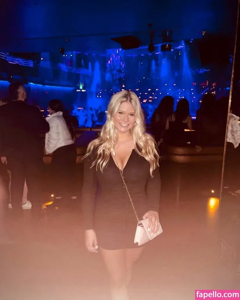 taylormarieig Onlyfans Photo Gallery 