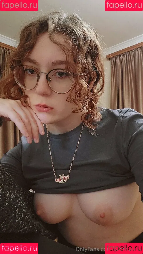 alicenudes Onlyfans Photo Gallery 