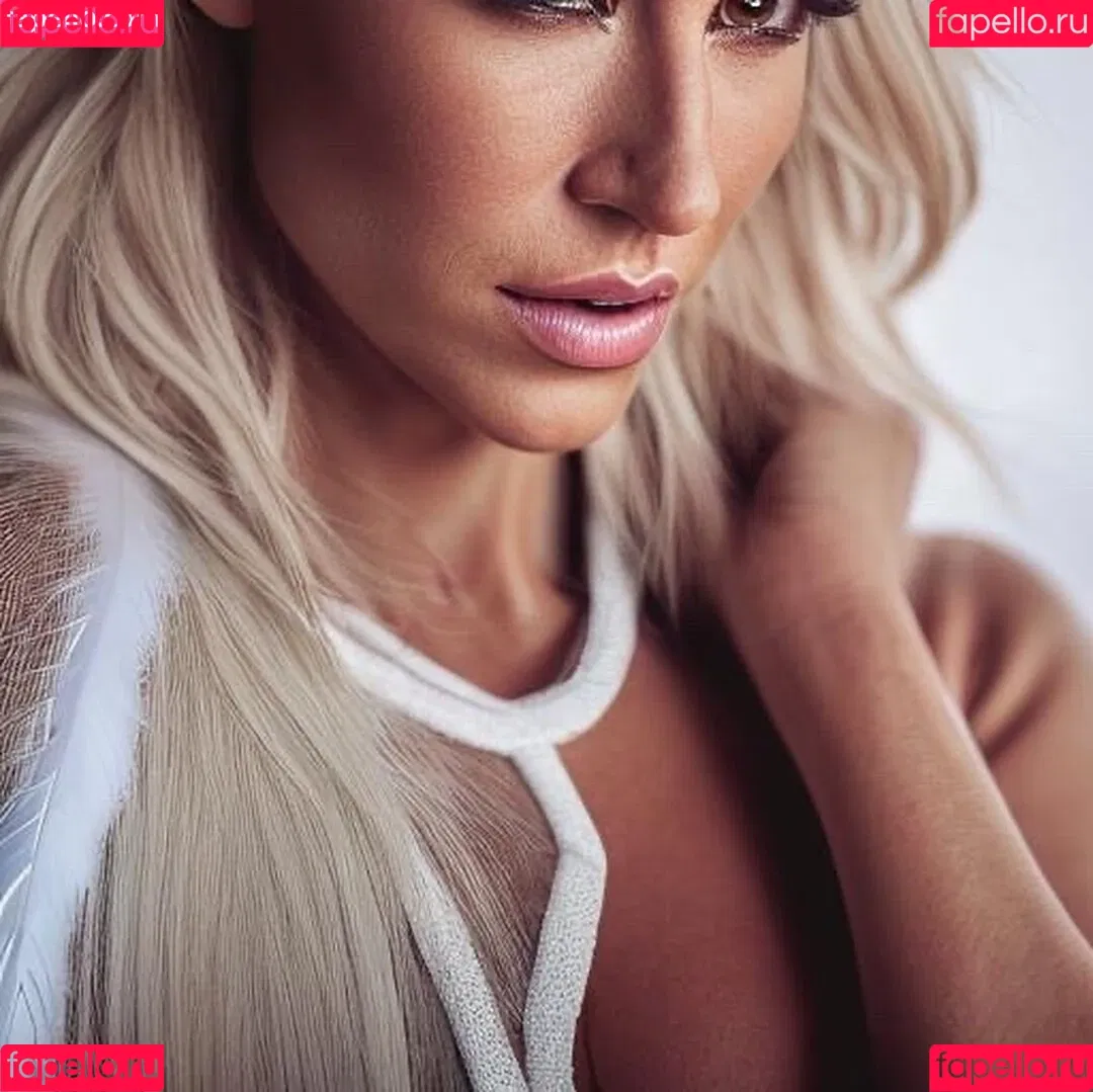 Robin Banks Onlyfans Photo Gallery 