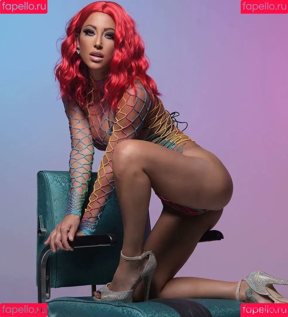 Robin Banks Onlyfans Photo Gallery 