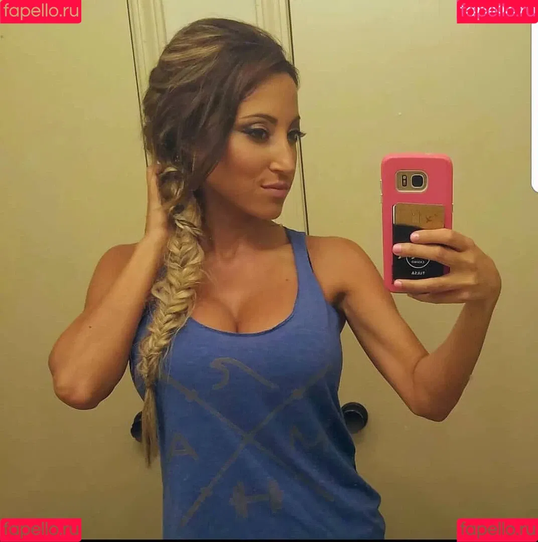 Robin Banks Onlyfans Photo Gallery 