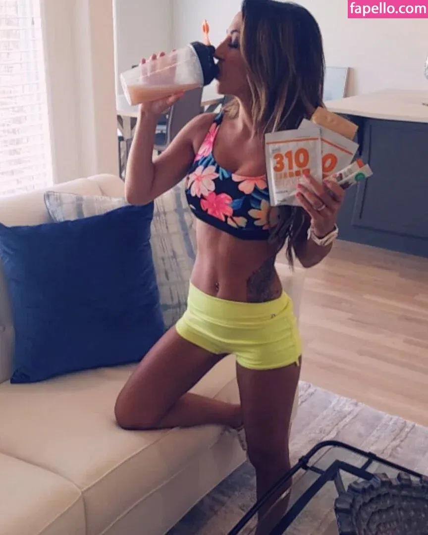 Robin Banks Onlyfans Photo Gallery 