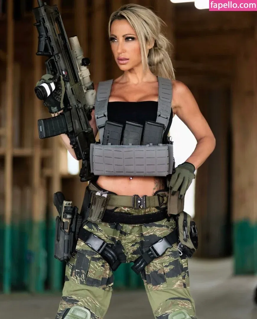 Robin Banks Onlyfans Photo Gallery 