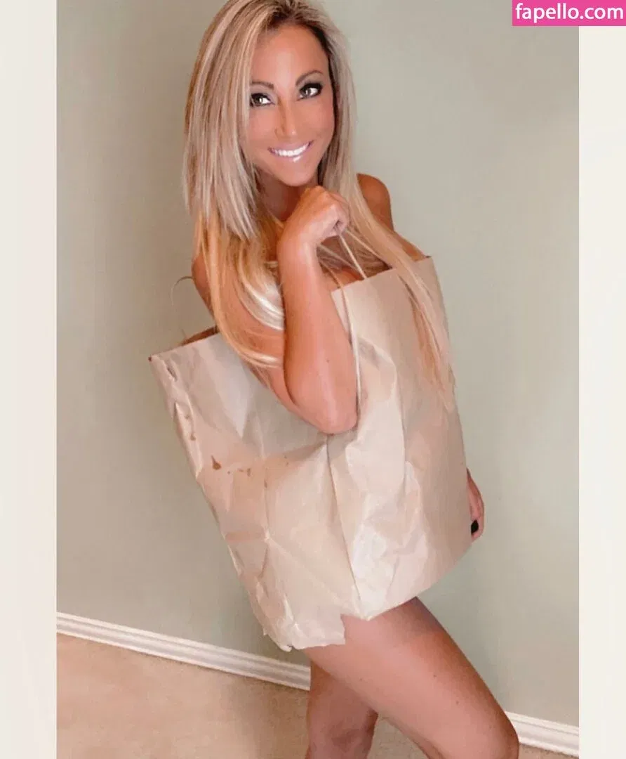 Robin Banks Onlyfans Photo Gallery 