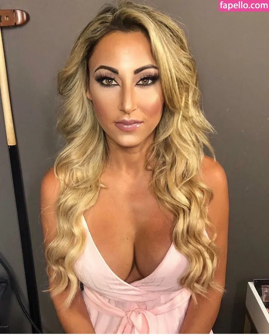 Robin Banks Onlyfans Photo Gallery 