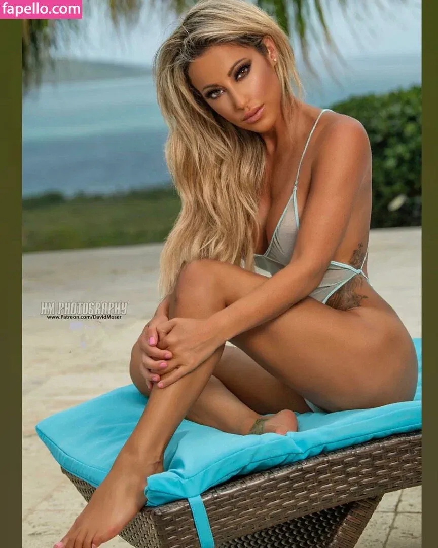 Robin Banks Onlyfans Photo Gallery 