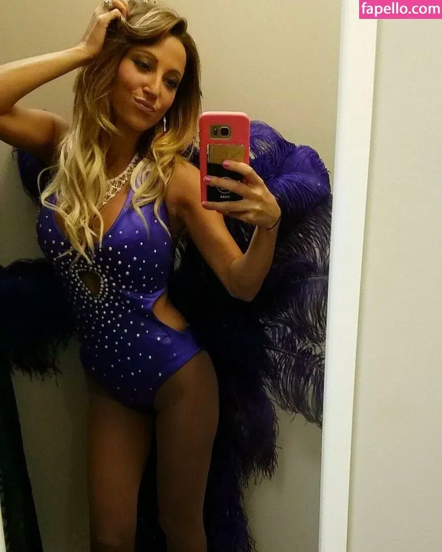 Robin Banks Onlyfans Photo Gallery 