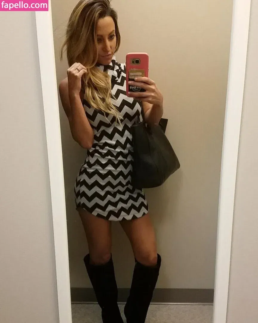 Robin Banks Onlyfans Photo Gallery 