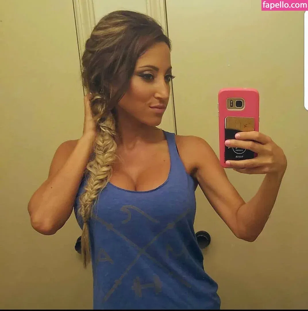 Robin Banks Onlyfans Photo Gallery 