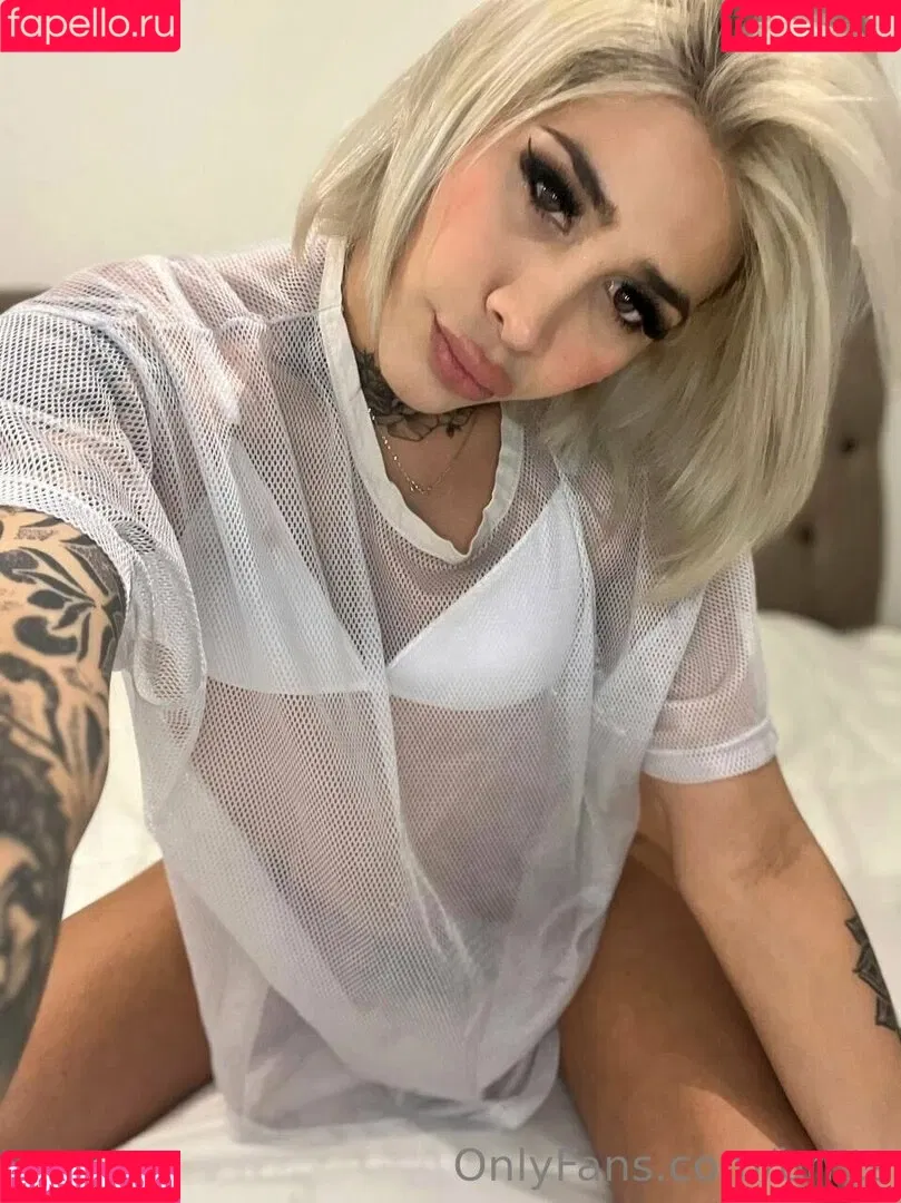 bri.ts Onlyfans Photo Gallery 