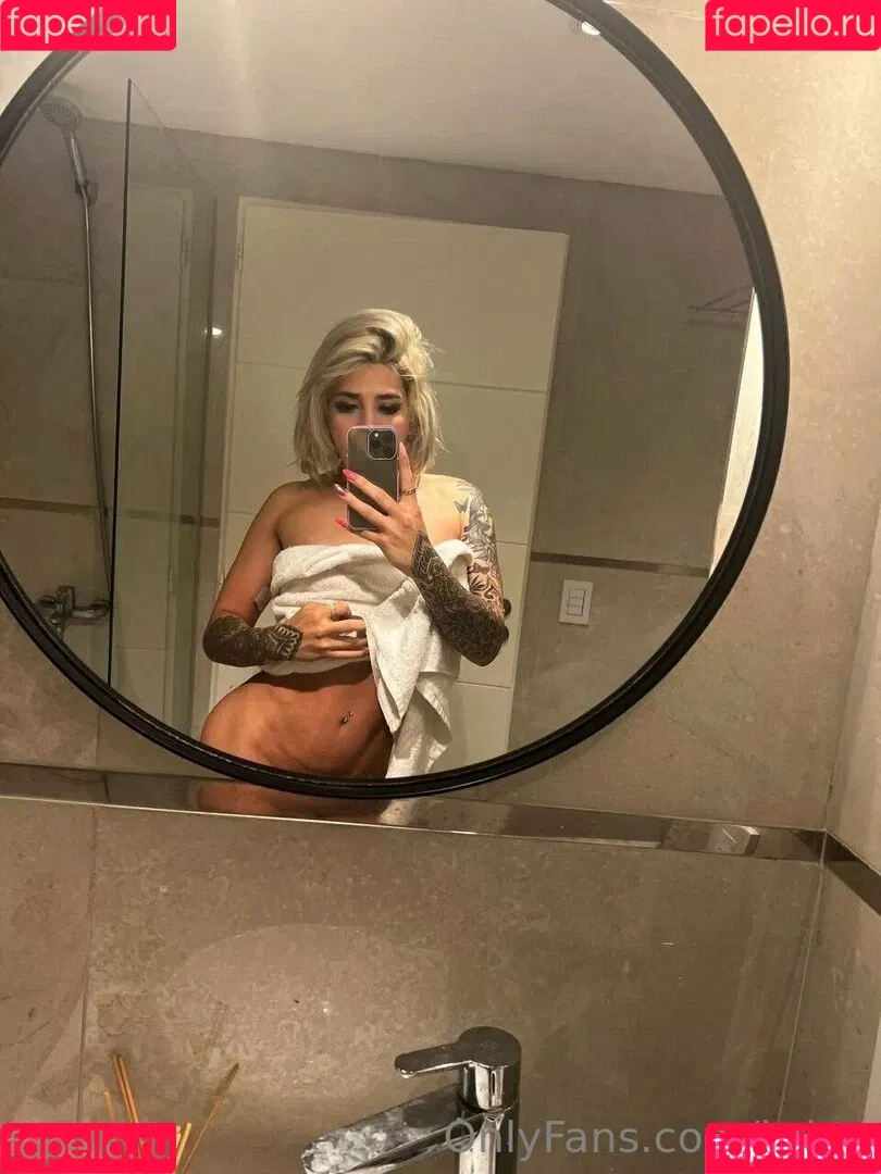 bri.ts Onlyfans Photo Gallery 