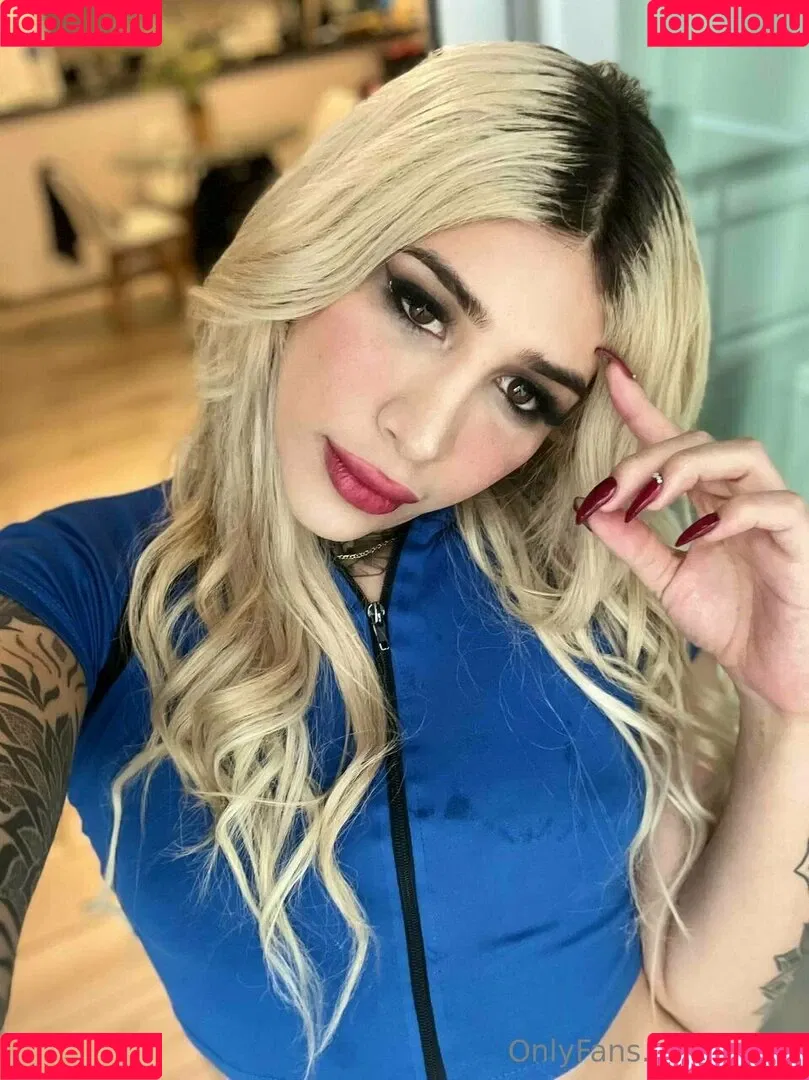 bri.ts Onlyfans Photo Gallery 