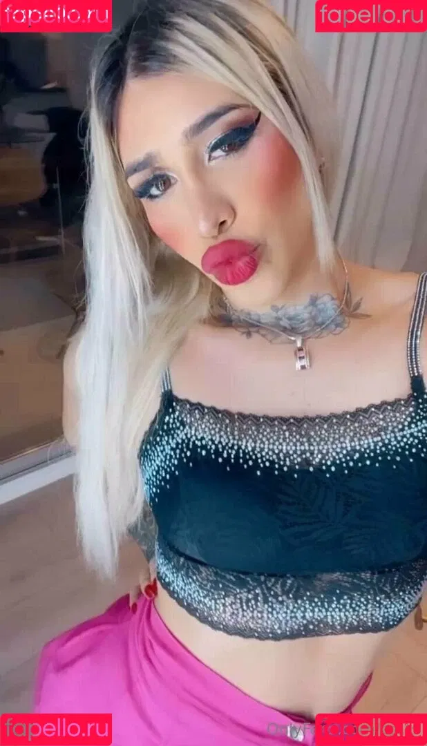bri.ts Onlyfans Photo Gallery 