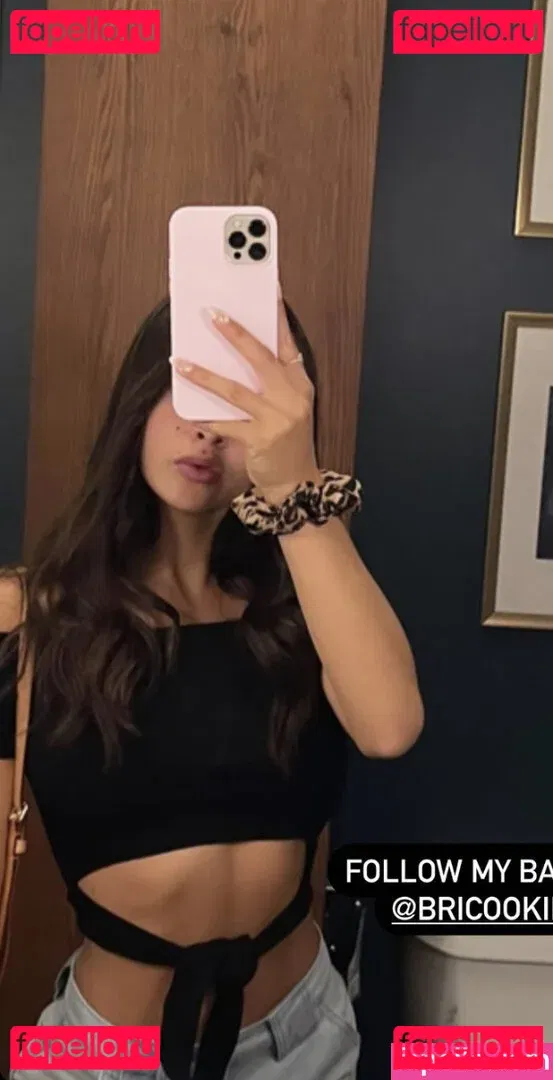 bri.ts Onlyfans Photo Gallery 