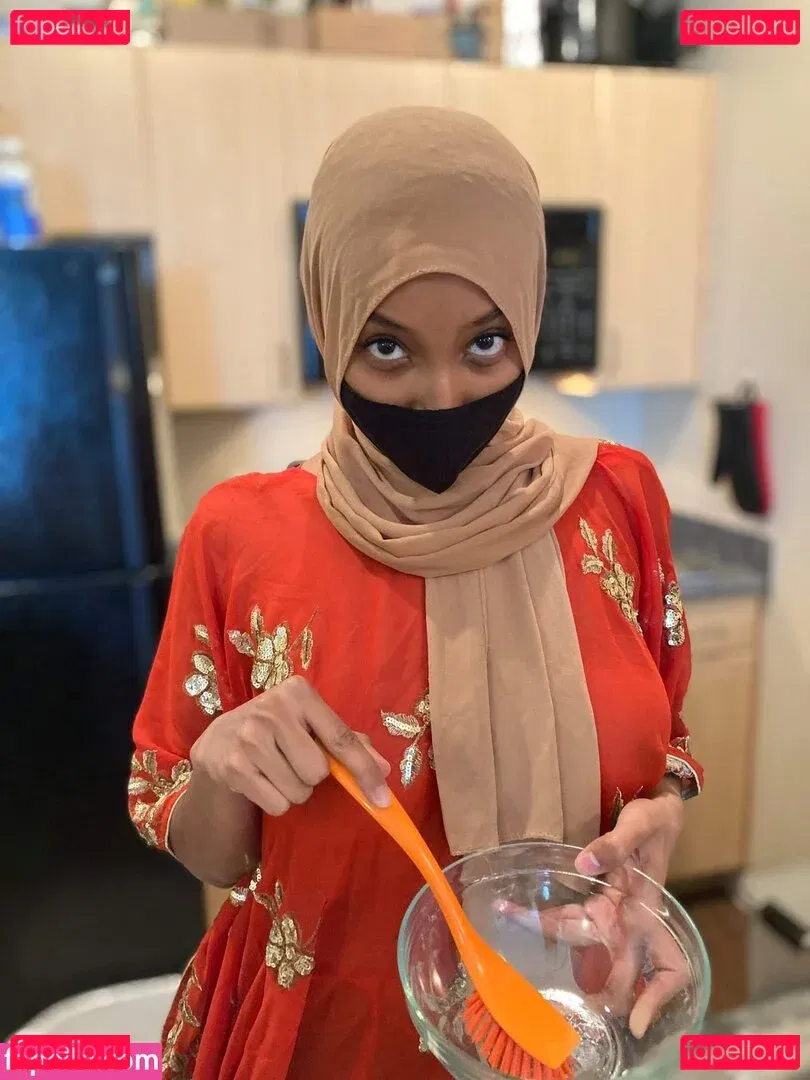 HijabiBambi Onlyfans Photo Gallery 