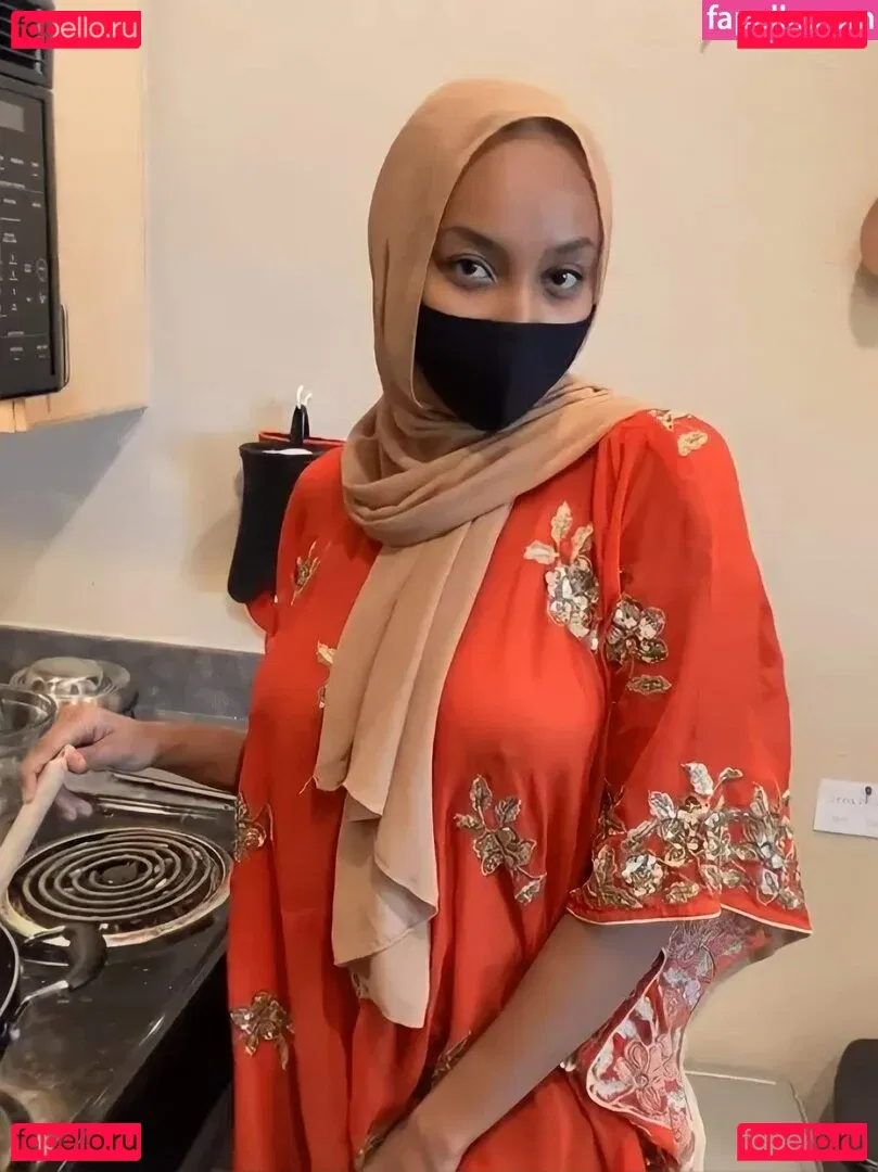 HijabiBambi Onlyfans Photo Gallery 