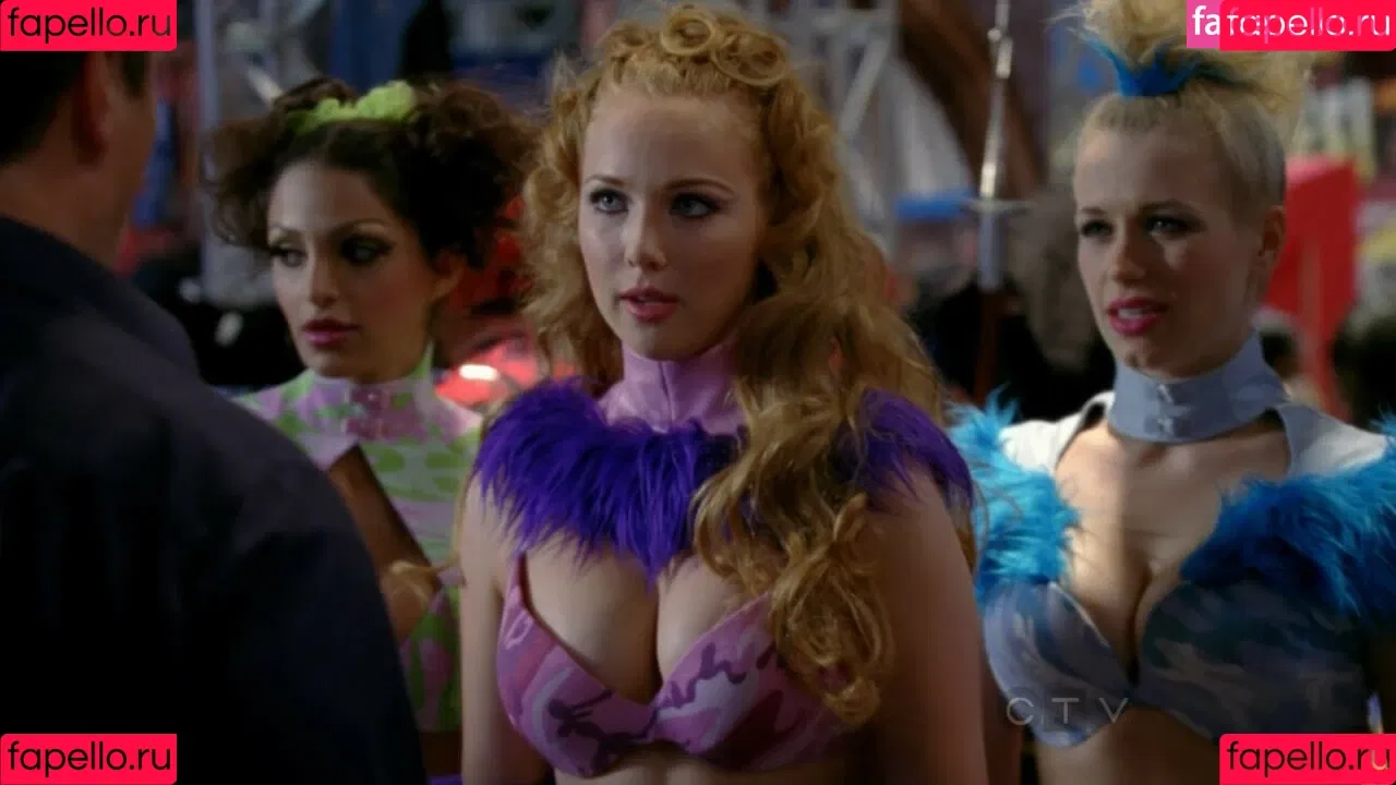 Molly Quinn Onlyfans Photo Gallery 