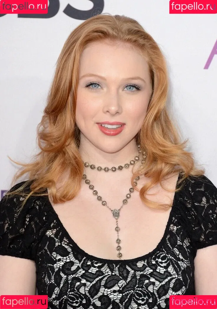 Molly Quinn Onlyfans Photo Gallery 