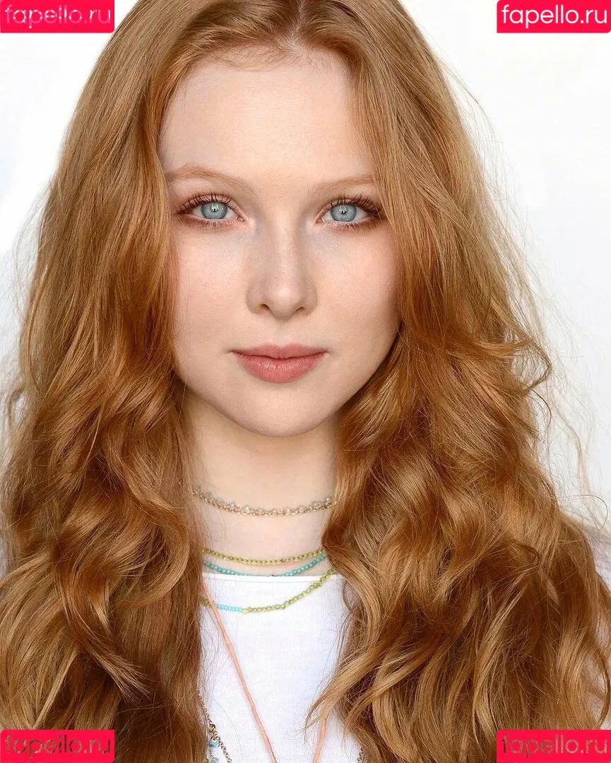 Molly Quinn Onlyfans Photo Gallery 