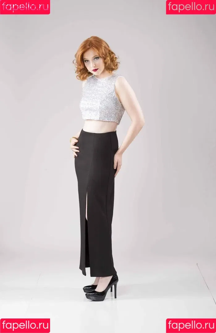 Molly Quinn Onlyfans Photo Gallery 