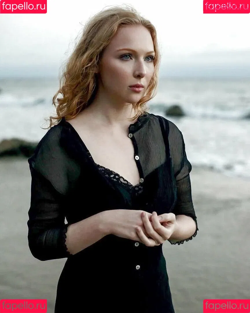 Molly Quinn Onlyfans Photo Gallery 