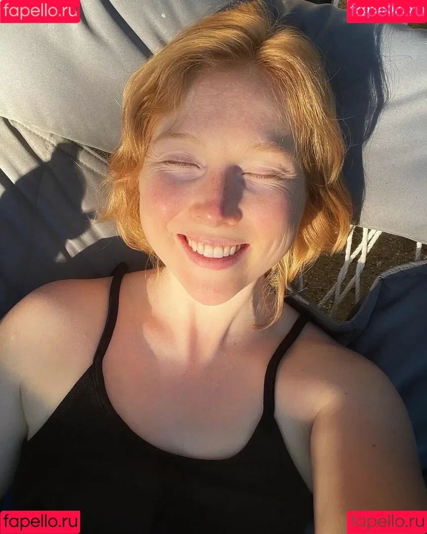 Molly Quinn Onlyfans Photo Gallery 