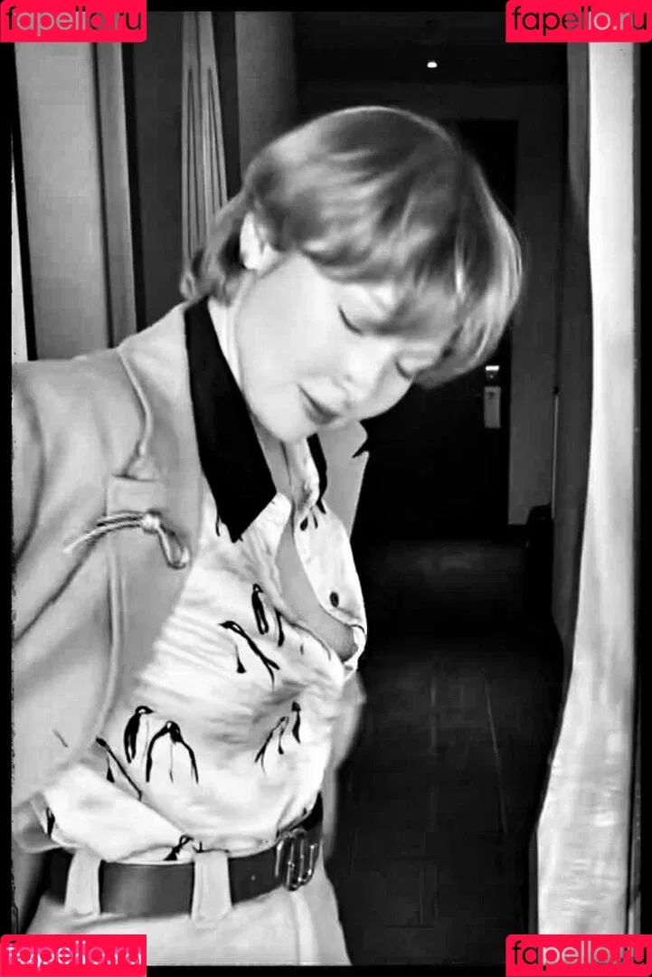 Molly Quinn Onlyfans Photo Gallery 
