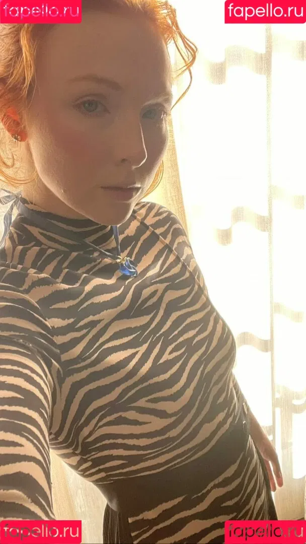 Molly Quinn Onlyfans Photo Gallery 