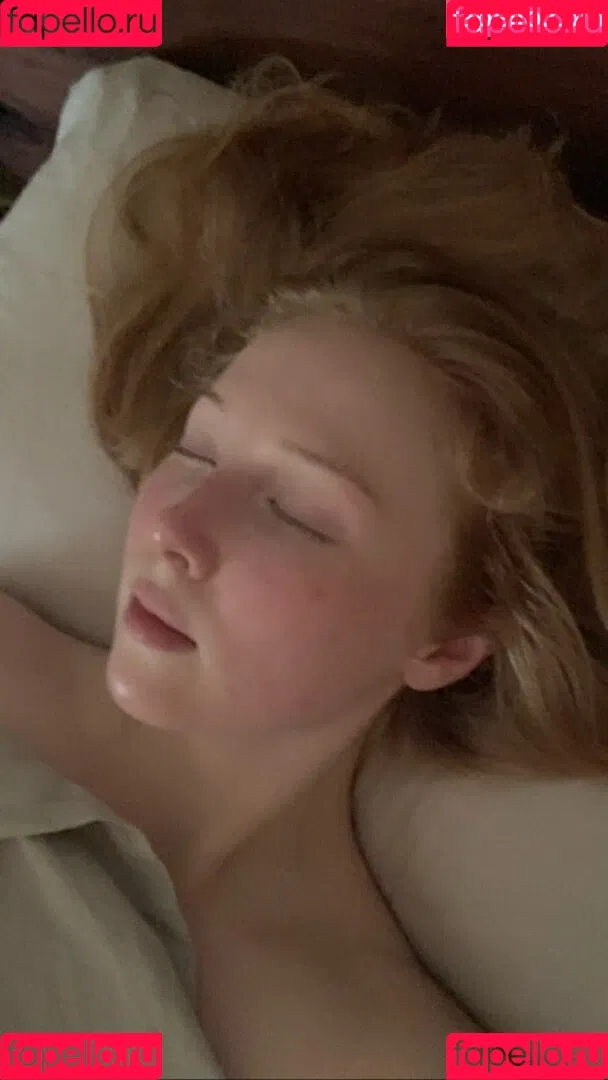 Molly Quinn Onlyfans Photo Gallery 