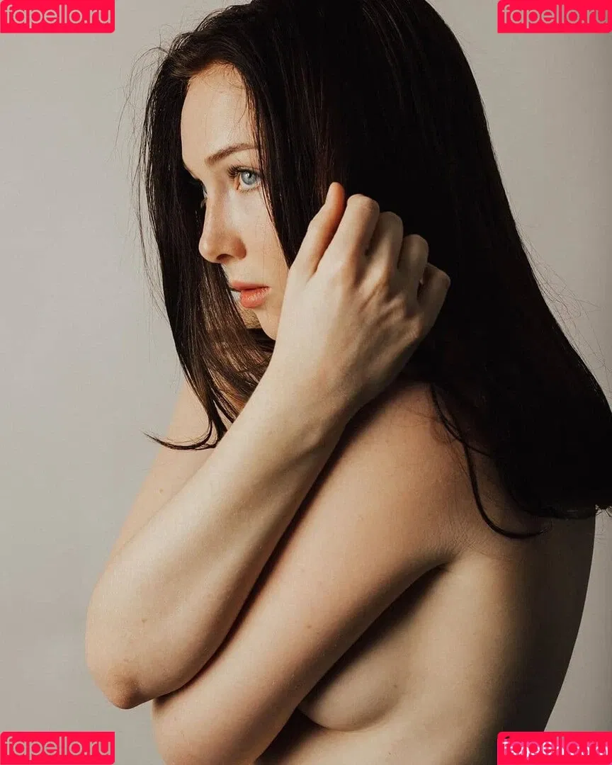 Molly Quinn Onlyfans Photo Gallery 