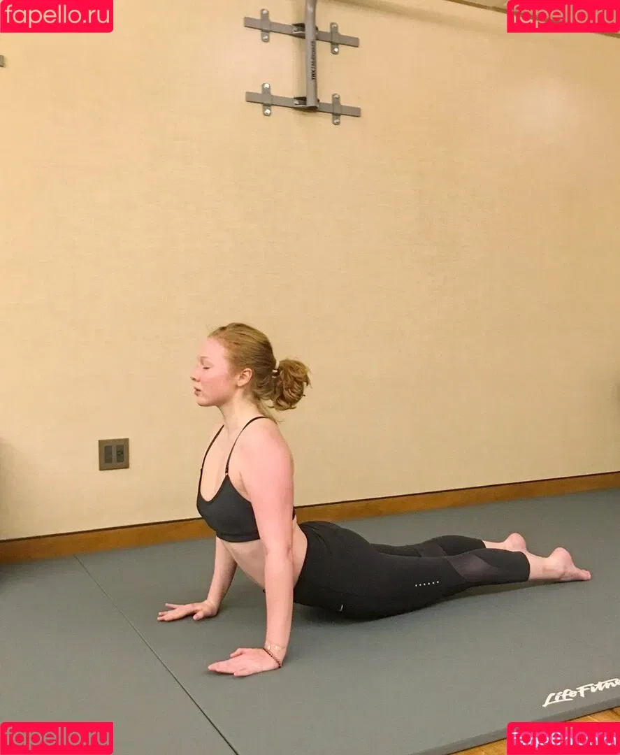 Molly Quinn Onlyfans Photo Gallery 