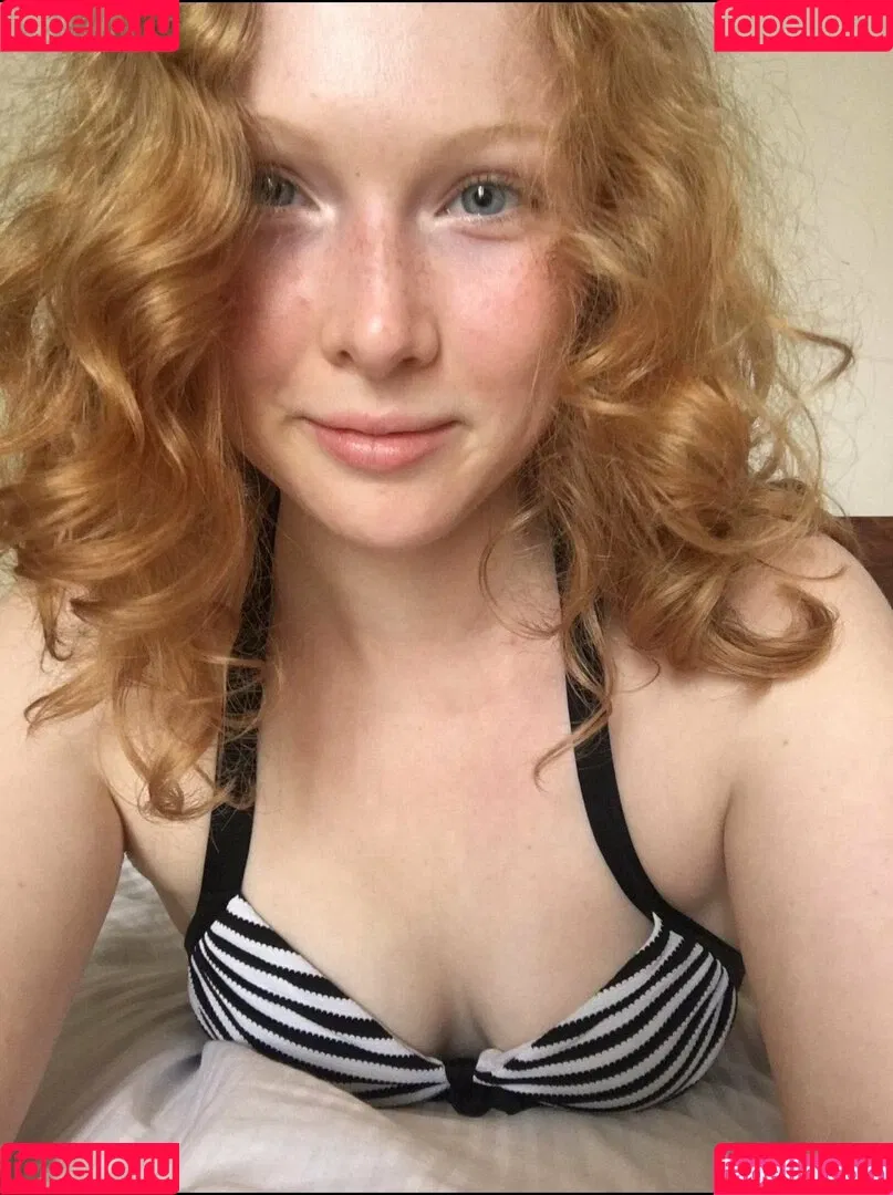 Molly Quinn Onlyfans Photo Gallery 