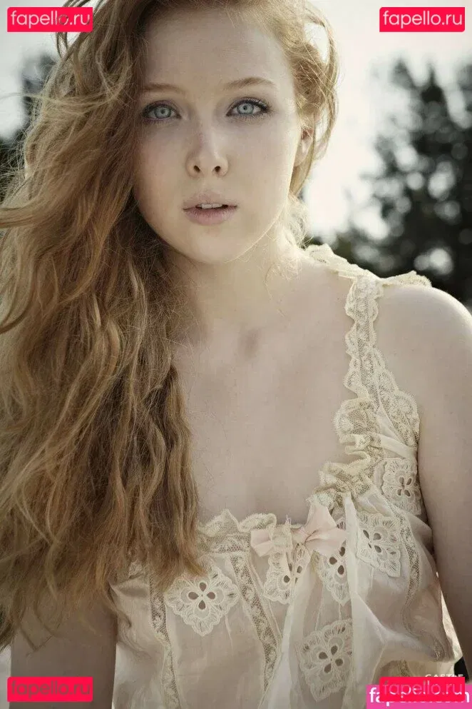 Molly Quinn Onlyfans Photo Gallery 