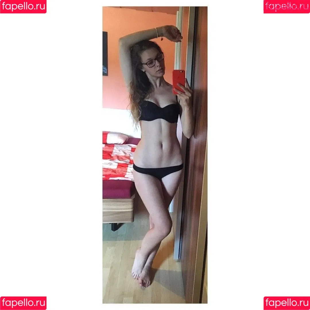 SB1994 Onlyfans Photo Gallery 