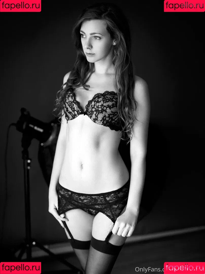 SB1994 Onlyfans Photo Gallery 