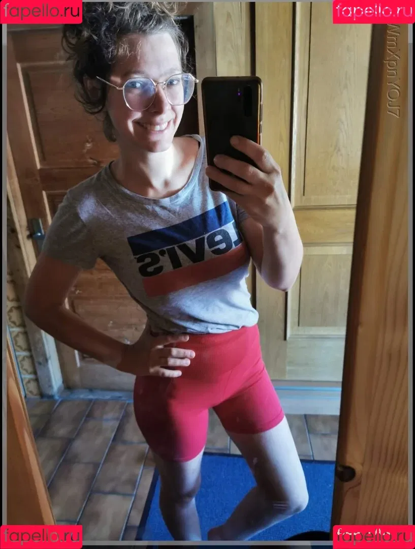 SB1994 Onlyfans Photo Gallery 