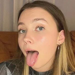 Emmammayo Onlyfans Photo Gallery 