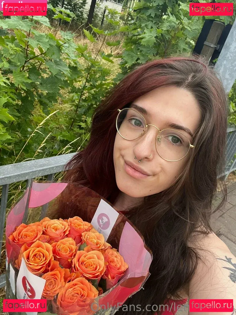 LenaLevven Onlyfans Photo Gallery 