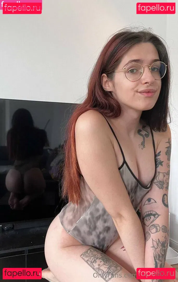 LenaLevven Onlyfans Photo Gallery 