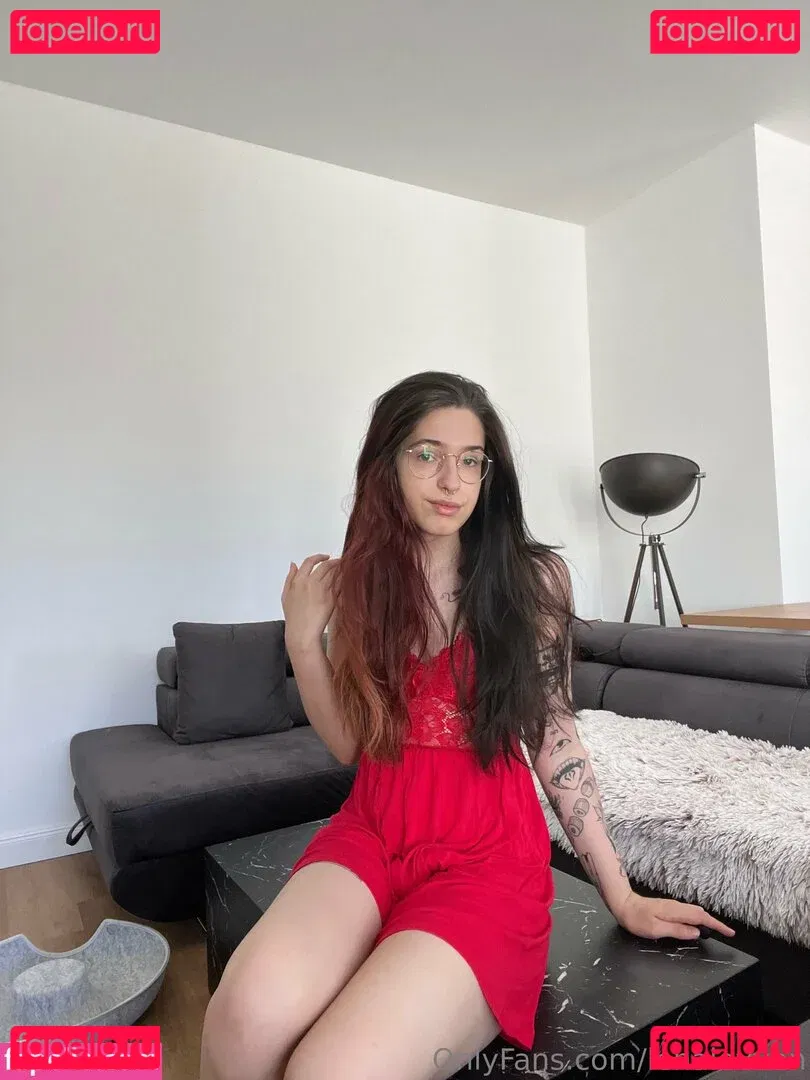 LenaLevven Onlyfans Photo Gallery 