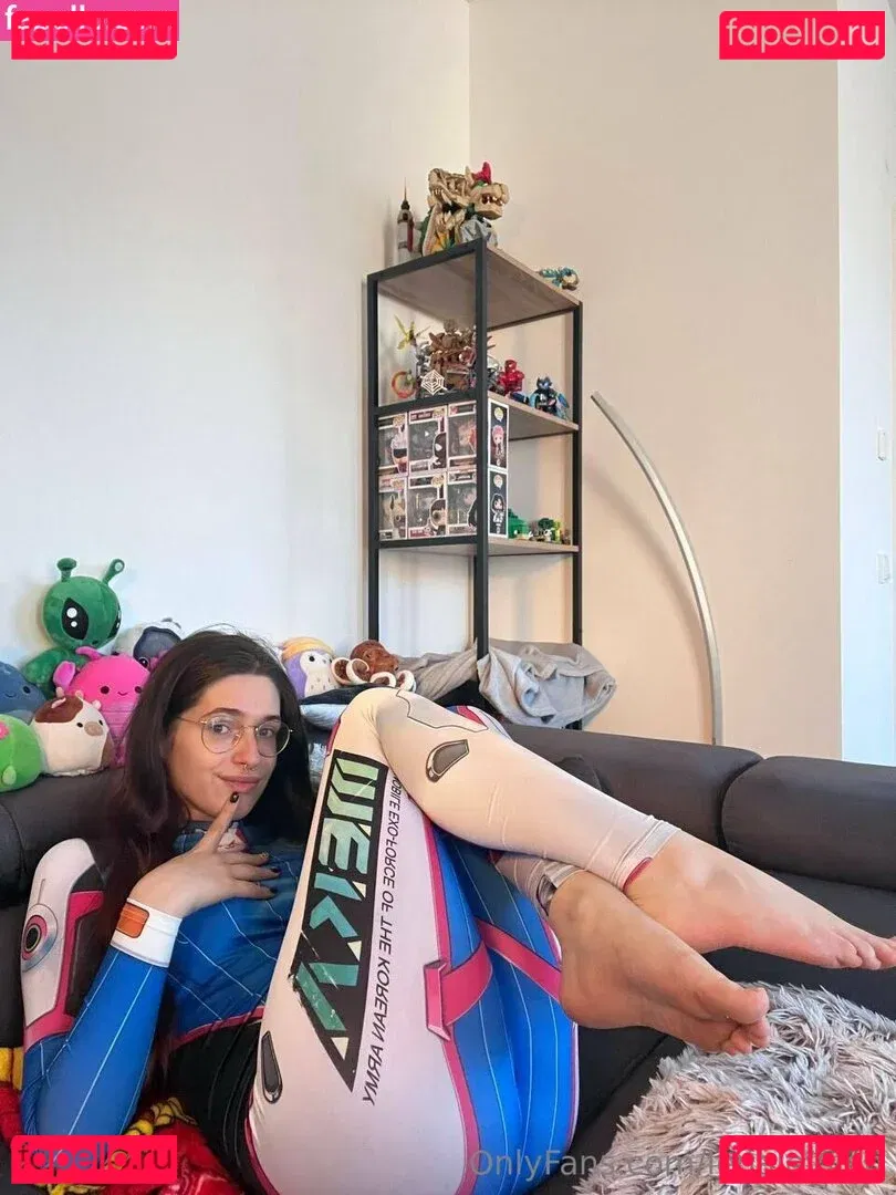 LenaLevven Onlyfans Photo Gallery 