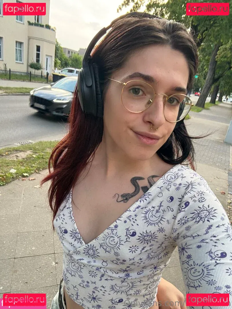 LenaLevven Onlyfans Photo Gallery 