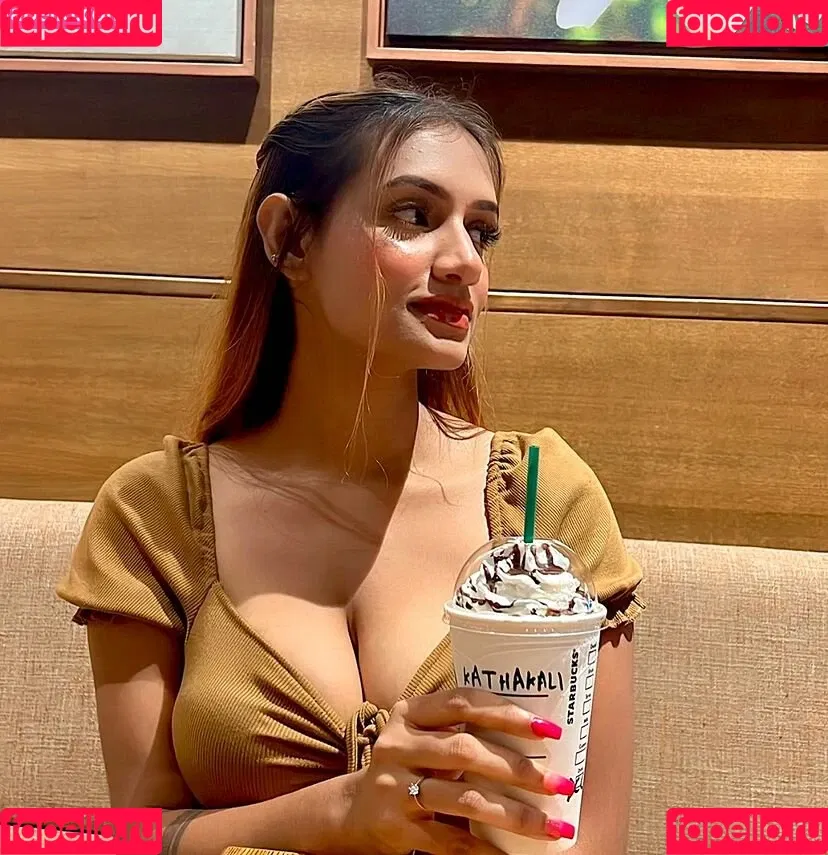 Katha Kali Chowhan Onlyfans Photo Gallery 
