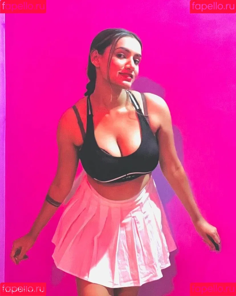 Katha Kali Chowhan Onlyfans Photo Gallery 